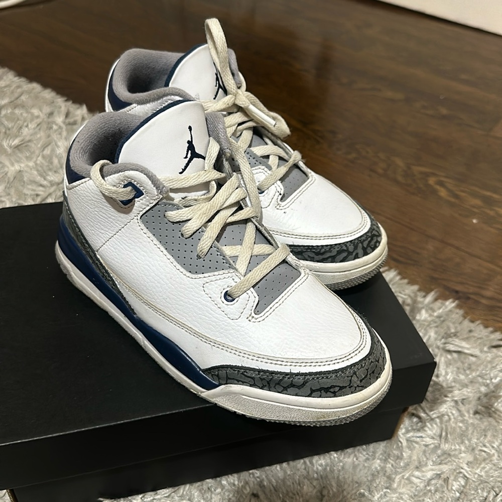 Boys Jordan Retro 3’s
